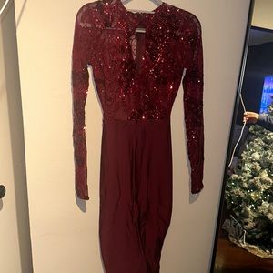 Beautiful burgundy sparkly dress